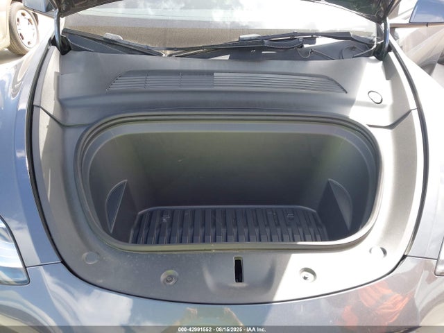 2021 TESLA MODEL Y 5YJYGDEE9MF097569 Photo 9