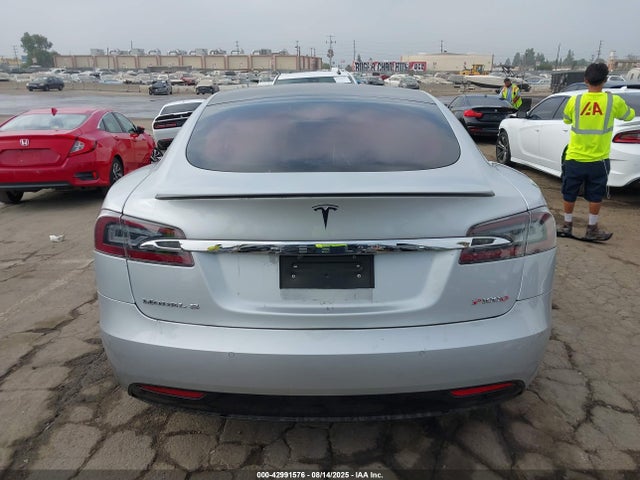 Tesla 2016 2016 5YJSA1E47GF172416 Image 16