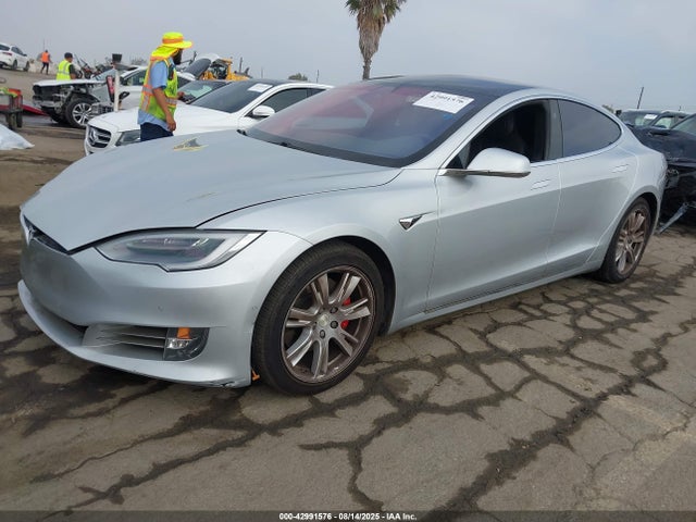 2016 TESLA MODEL S 5YJSA1E47GF172416 Photo 1