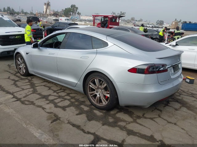 2016 TESLA MODEL S 5YJSA1E47GF172416 Photo 2