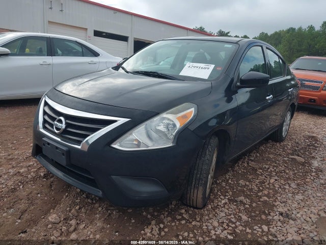 Nissan Versa 2016 3N1CN7APXGL879168 Image 2