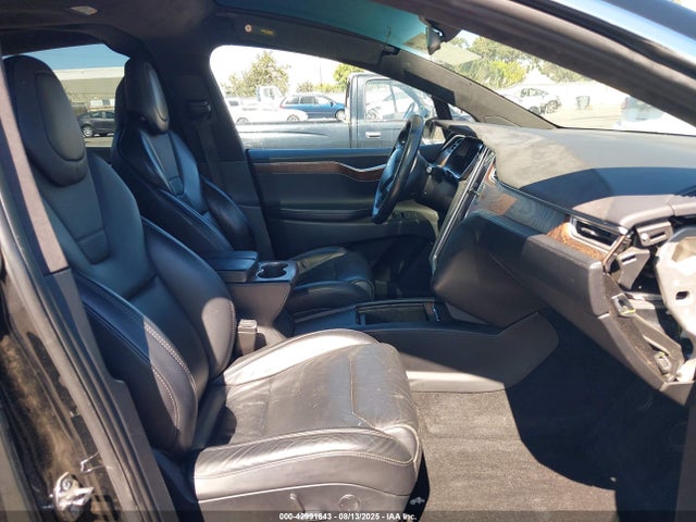 2017 TESLA MODEL X 5YJXCAE24HF052234 Photo 4