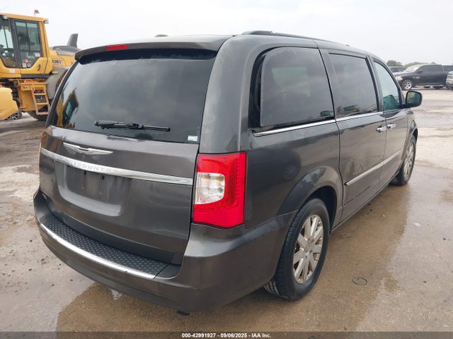 2C4RC1BGXFR655487 Chrysler Town and Country