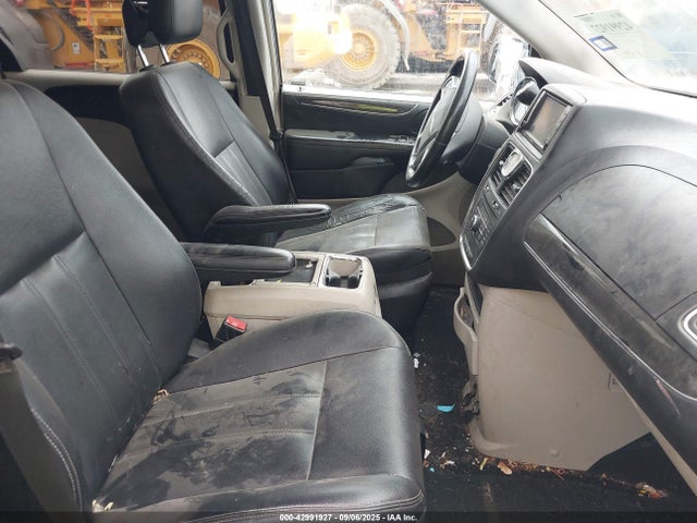 2C4RC1BGXFR655487 Chrysler Town and Country