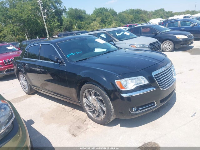 Chrysler 300 2014 2C3CCAAG4EH256929 Image 26