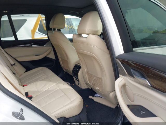 2019 BMW X3 5UXTR9C52KLP85698 Photo 7