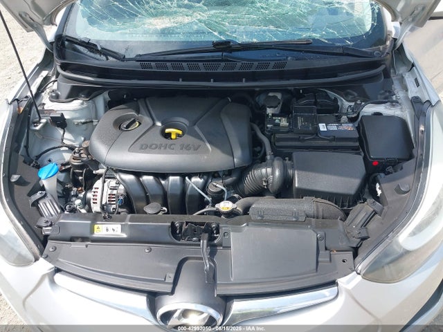 Продажа на аукционе авто 2016 Hyundai Elantra Se, vin: 5NPDH4AE7GH694226, номер лота: 42992050