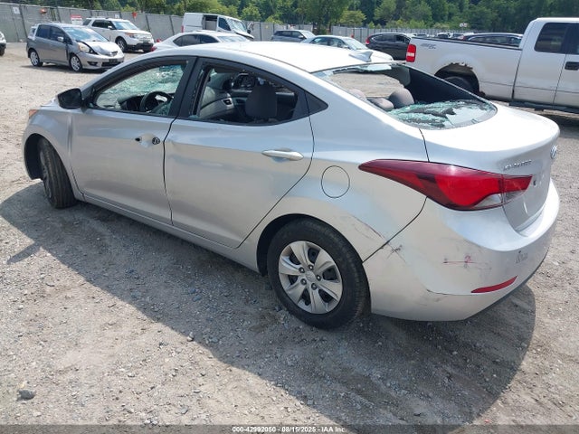 Продажа на аукционе авто 2016 Hyundai Elantra Se, vin: 5NPDH4AE7GH694226, номер лота: 42992050