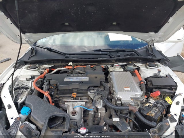 Honda lfa1 2015 1HGCR6F57FA007282 Image 10