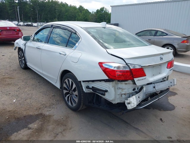 Honda lfa1 2015 1HGCR6F57FA007282 Image 3