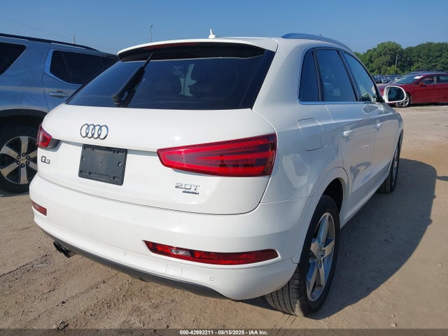2015 AUDI Q3 WA1GFCFS1FR009327 Photo 3