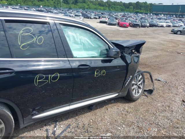 2018 BMW X3 5UXTR9C56JLD68943 Photo 5