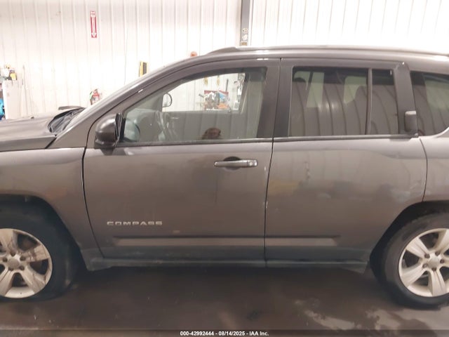 42992444 :رقم المزاد ، 1C4NJDBB0ED927007 vin ، 2014 Jeep Compass Sport مزاد بيع
