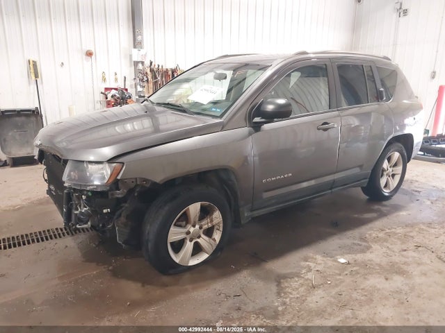 42992444 :رقم المزاد ، 1C4NJDBB0ED927007 vin ، 2014 Jeep Compass Sport مزاد بيع