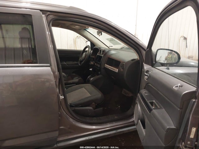 42992444 :رقم المزاد ، 1C4NJDBB0ED927007 vin ، 2014 Jeep Compass Sport مزاد بيع
