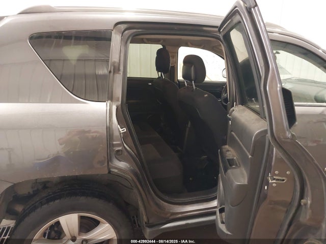 42992444 :رقم المزاد ، 1C4NJDBB0ED927007 vin ، 2014 Jeep Compass Sport مزاد بيع