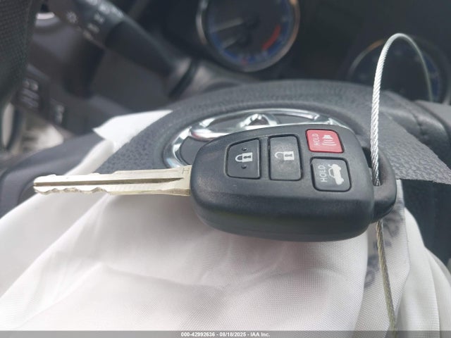 Toyota 2zr-fe 2018 2T1BURHE0JC985442 Image 11