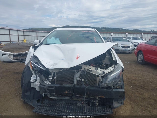 Toyota 2zr-fe 2018 2T1BURHE0JC985442 Image 13