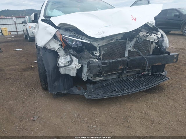 Toyota 2zr-fe 2018 2T1BURHE0JC985442 Image 6