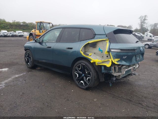 2024 BMW IX WB523CF04RCN56022 Photo 2