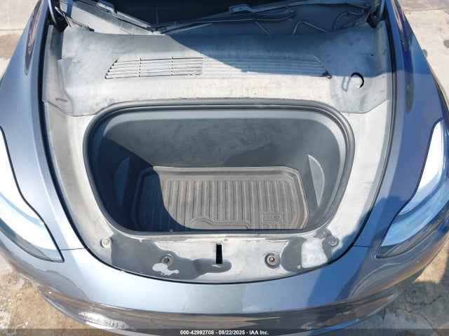 2021 TESLA MODEL Y 5YJYGDEE6MF078039 Photo 9