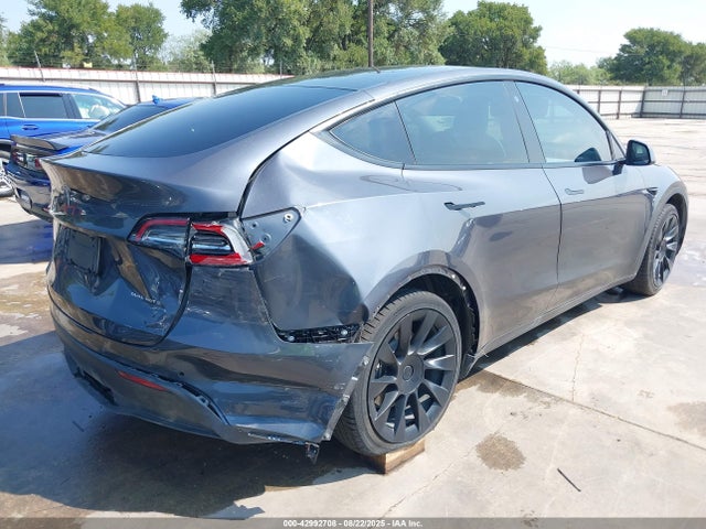 2021 TESLA MODEL Y 5YJYGDEE6MF078039 Photo 3