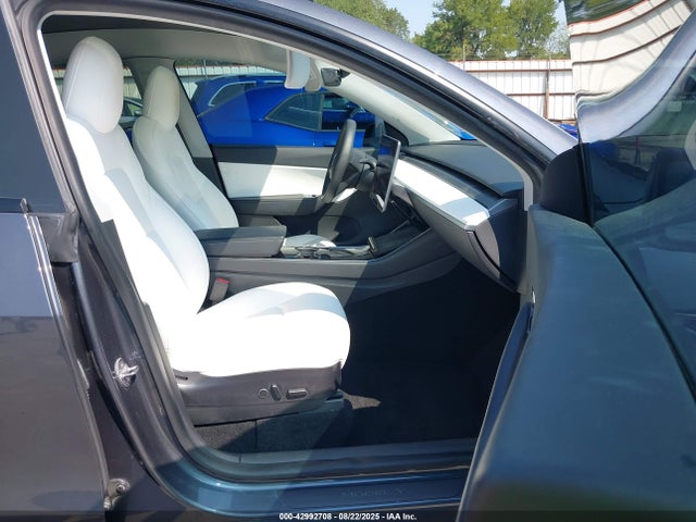 2021 TESLA MODEL Y 5YJYGDEE6MF078039 Photo 4