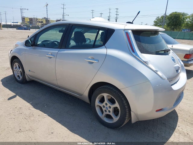 Nissan 2014 2014 1N4AZ0CPXEC334177 Image 3