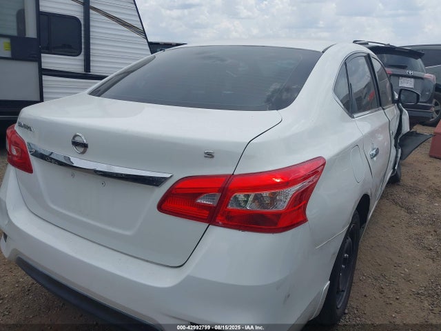 Nissan 2016 2016 3N1AB7AP4GY324641 Image 4