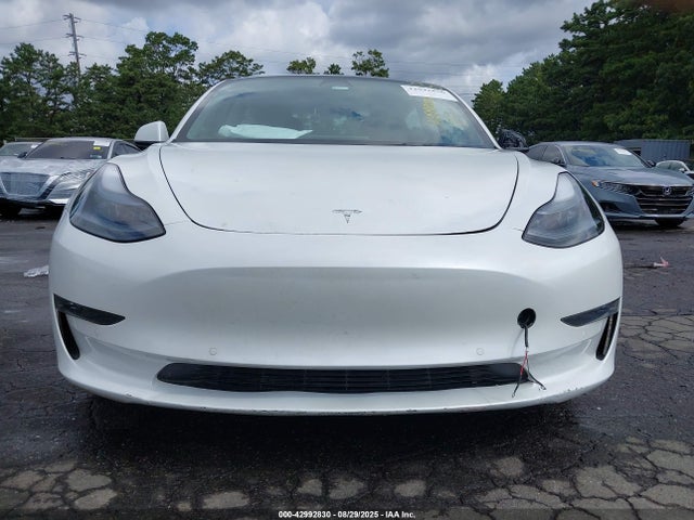 42992830 :رقم المزاد ، 5YJ3E1EB8NF247631 vin ، 2022 Tesla Model 3 Long Range Dual Motor All-wheel Drive مزاد بيع