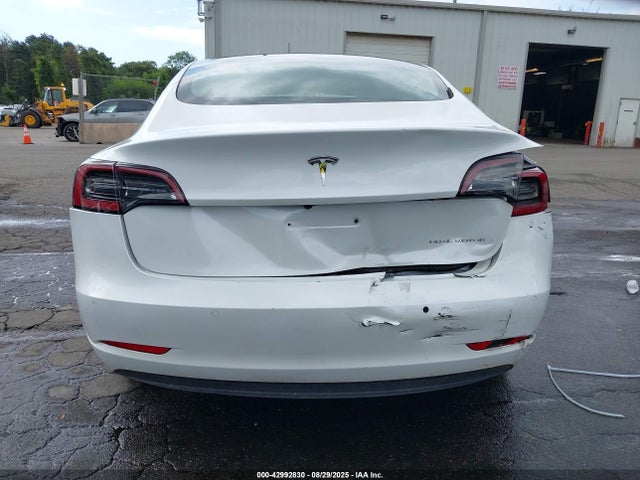 42992830 :رقم المزاد ، 5YJ3E1EB8NF247631 vin ، 2022 Tesla Model 3 Long Range Dual Motor All-wheel Drive مزاد بيع