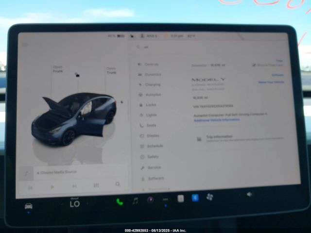 2024 TESLA MODEL Y 7SAYGDEEXRA274184 Photo 6