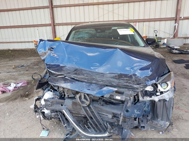 JM1BN1V73H1116465 Mazda pe