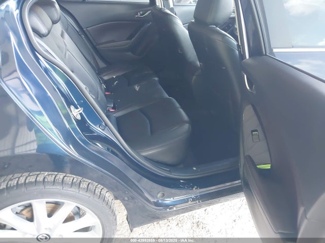 JM1BN1V73H1116465 Mazda pe