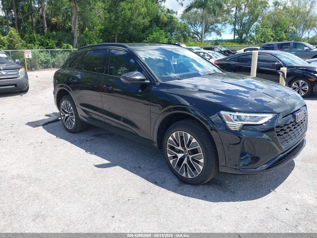 2024 AUDI Q8 E-TRON WA15AAGE7RB064042 Photo 0