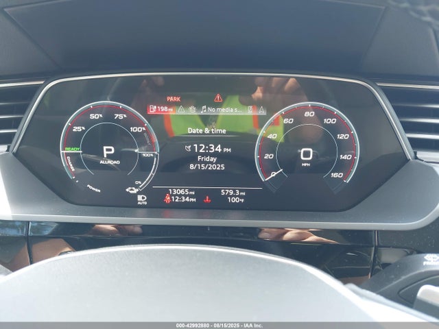 Audi Q8 2024 WA15AAGE7RB064042 Image 15