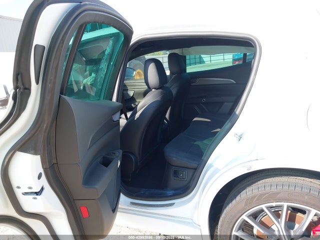 2023 MASERATI GRECALE ZN682AVA0P7439641 Photo 7