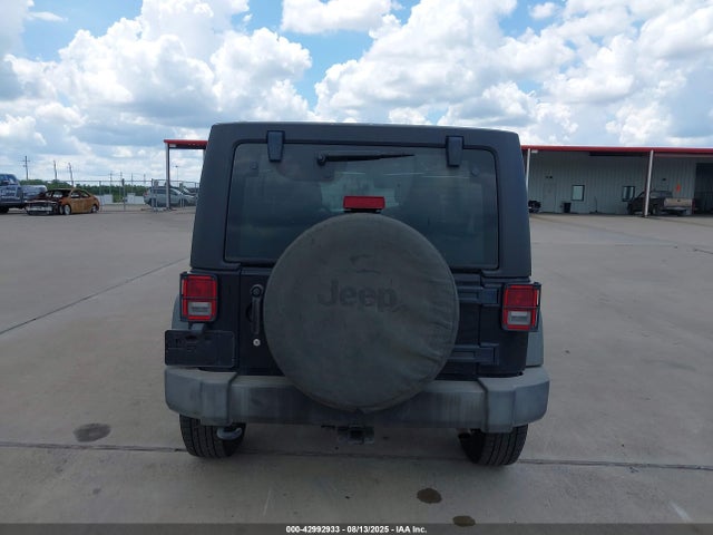 1C4BJWDG2GL287432 Jeep Wrangler