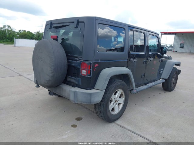 1C4BJWDG2GL287432 Jeep Wrangler