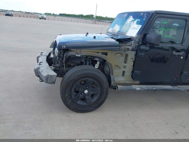 1C4BJWDG2GL287432 Jeep Wrangler