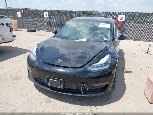 2018 TESLA MODEL 3 5YJ3E1EA2JF177920 Photo 1