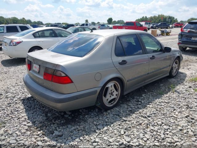 2001 SAAB 9-5 YS3EH48G613025596 Photo 3