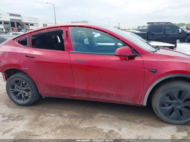 7SAYGDED5SA348513 Tesla Model Y