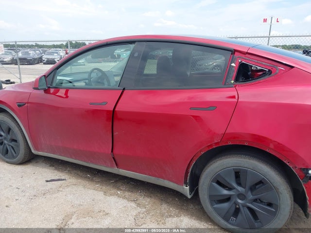 7SAYGDED5SA348513 Tesla Model Y