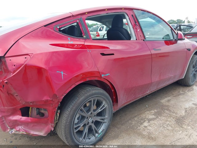 2025 TESLA MODEL Y 7SAYGDED5SA348513 Photo 5