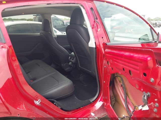 2025 TESLA MODEL Y 7SAYGDED5SA348513 Photo 7