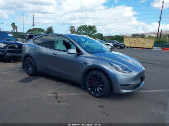 2024 TESLA MODEL Y 7SAYGDEF0RF114911 Photo 0
