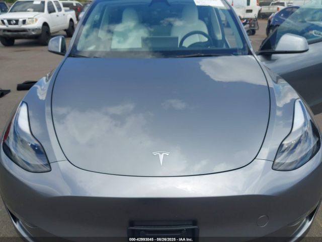 2024 TESLA MODEL Y 7SAYGDEF0RF114911 Photo 9