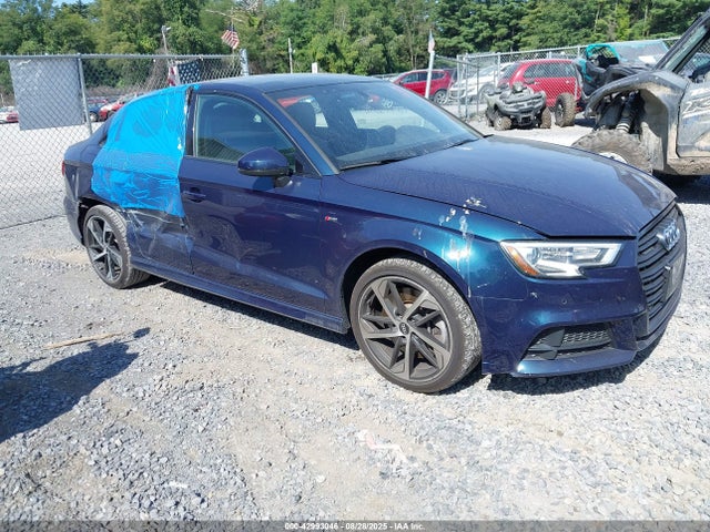 2020 AUDI A3 WAUBEGFF1LA061979 Photo 0