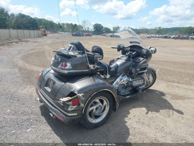 2010 HONDA GL1800 1HFSC47H8AA903498 Photo 3